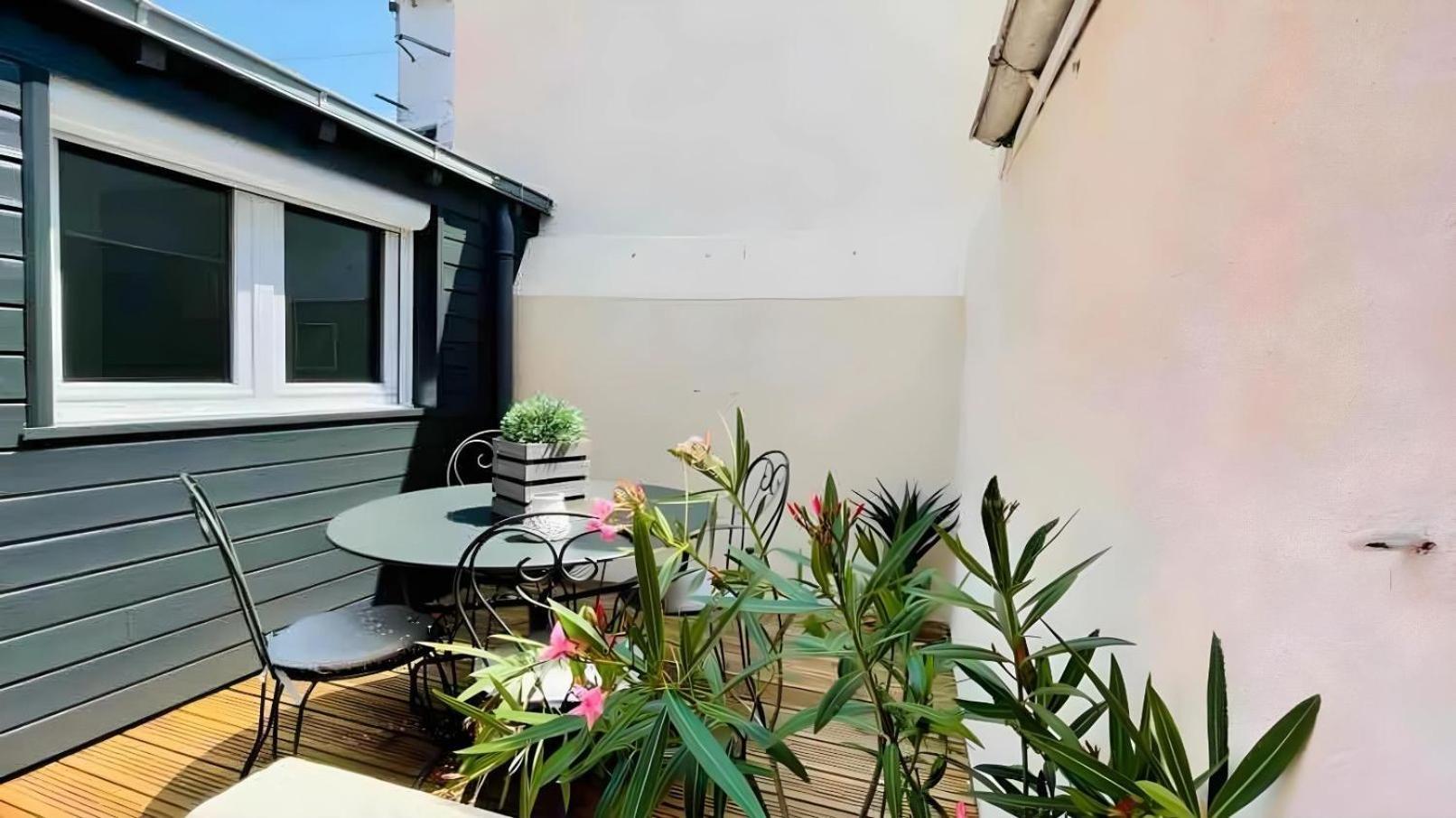 Agreable Maison Renovee En Hyper Centre Avec Patio Pornic Eksteriør bilde